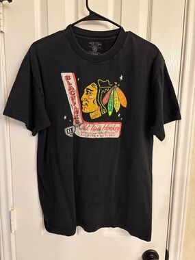 Chicago Blackhawks Old Time Hockey All Guts No Glory Tshirt Retro Y2K NHL Mens L